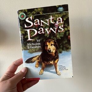5 for $20 - Santa paws scholastic paperback book